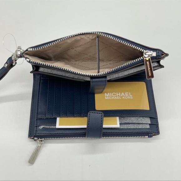 Michael Kors Double Zip Wallet Wristlet - Picture 8 of 9